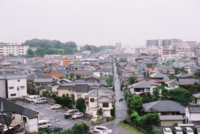 だけど、知らない街に行く時は胸が高鳴ります。
しかもきょうはウェディングの撮影！